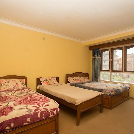 Hotel Red Panda Катманду Экстерьер фото
