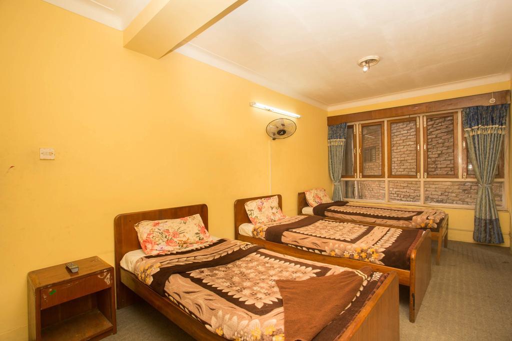 Hotel Red Panda Катманду Экстерьер фото